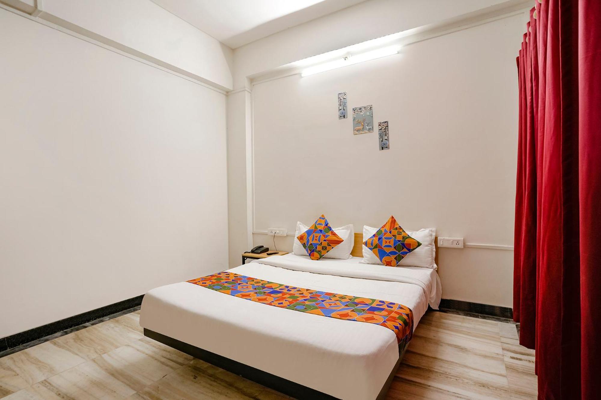 Fabhotel Saubhagya Inn Nashik Buitenkant foto