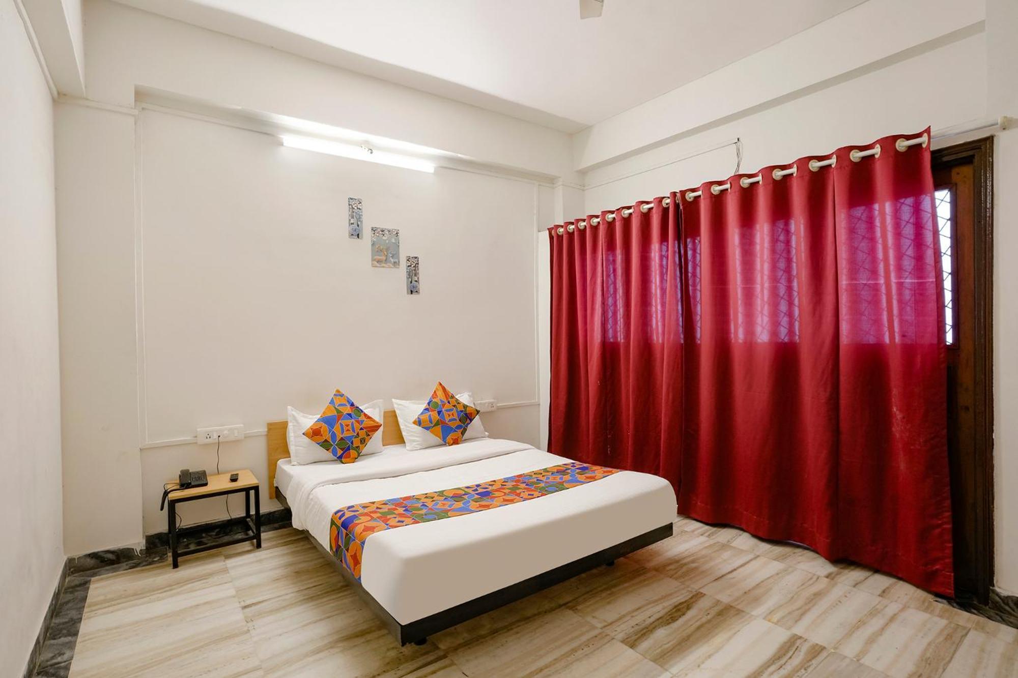 Fabhotel Saubhagya Inn Nashik Buitenkant foto