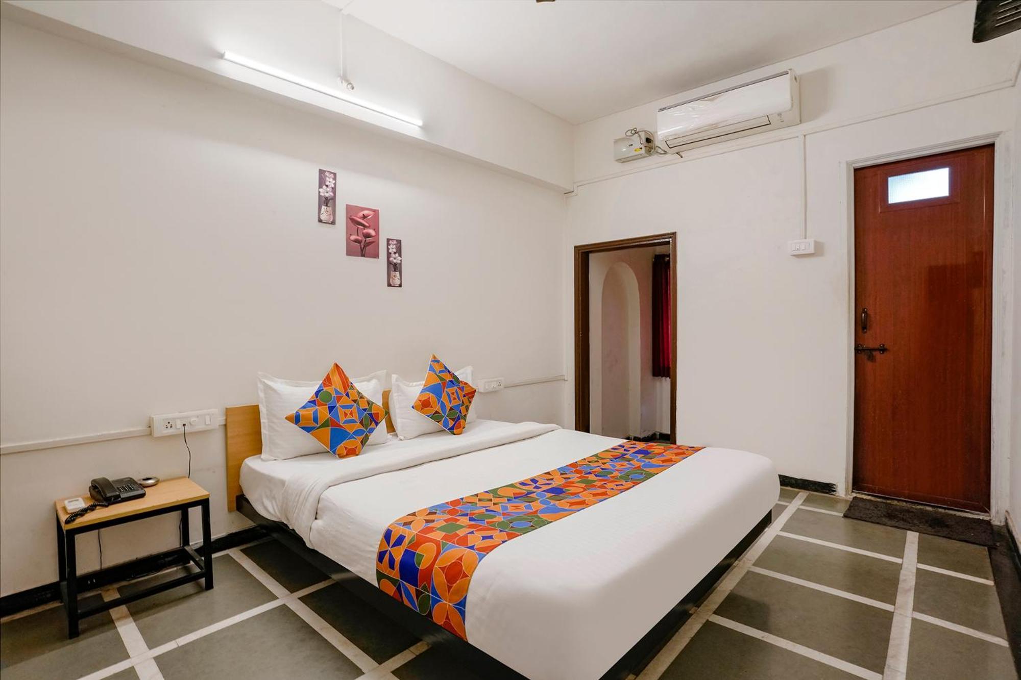 Fabhotel Saubhagya Inn Nashik Buitenkant foto