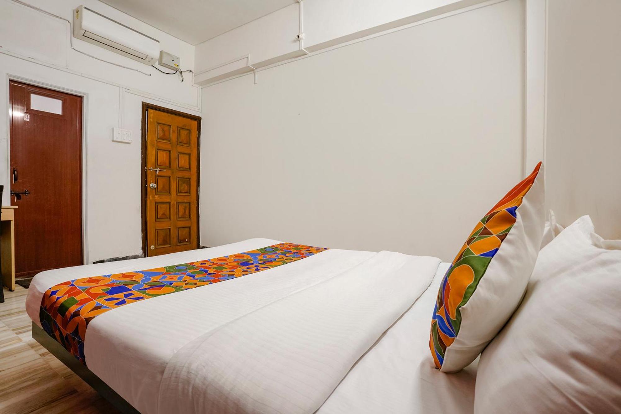 Fabhotel Saubhagya Inn Nashik Buitenkant foto